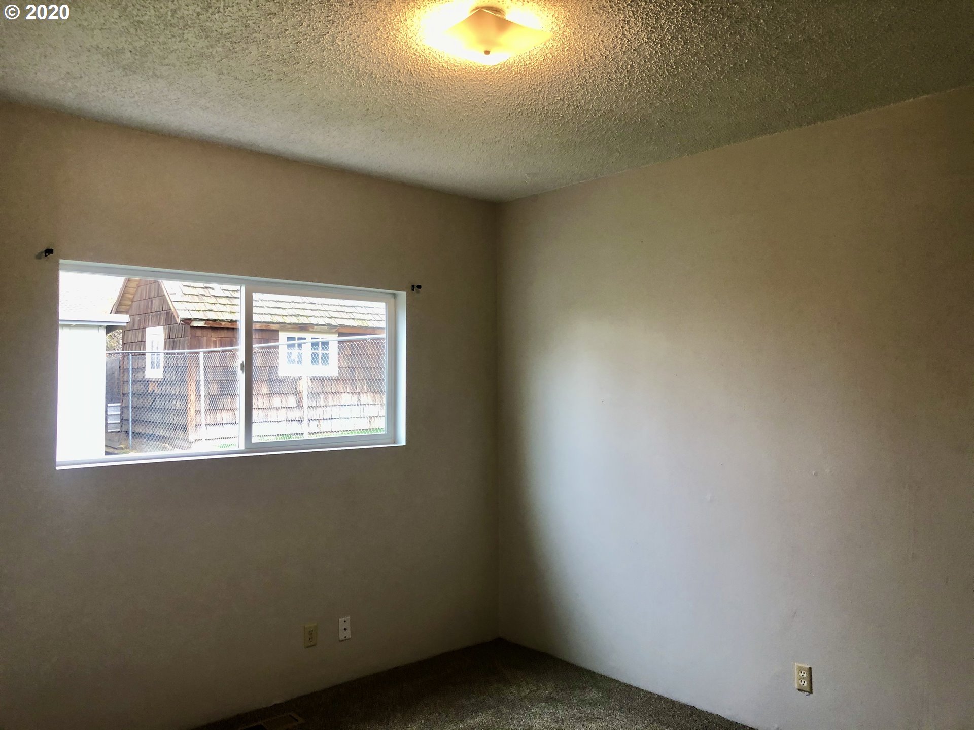 415 Northwest 5th Street Pendleton, OR 97801 - Photo 9 of 16 Bedroom