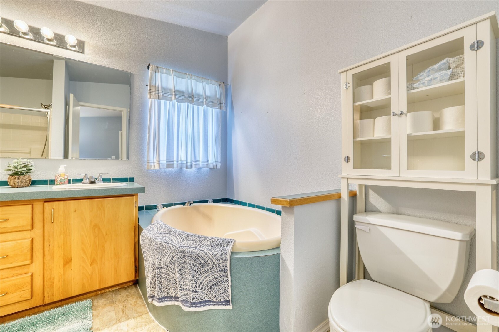 9111 66th Avenue Northwest, Unit 139 Gig Harbor, WA 98332 - Photo 13 of 40