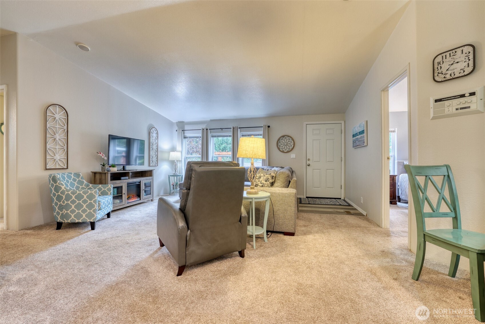 9111 66th Avenue Northwest, Unit 139 Gig Harbor, WA 98332 - Photo 7 of 40