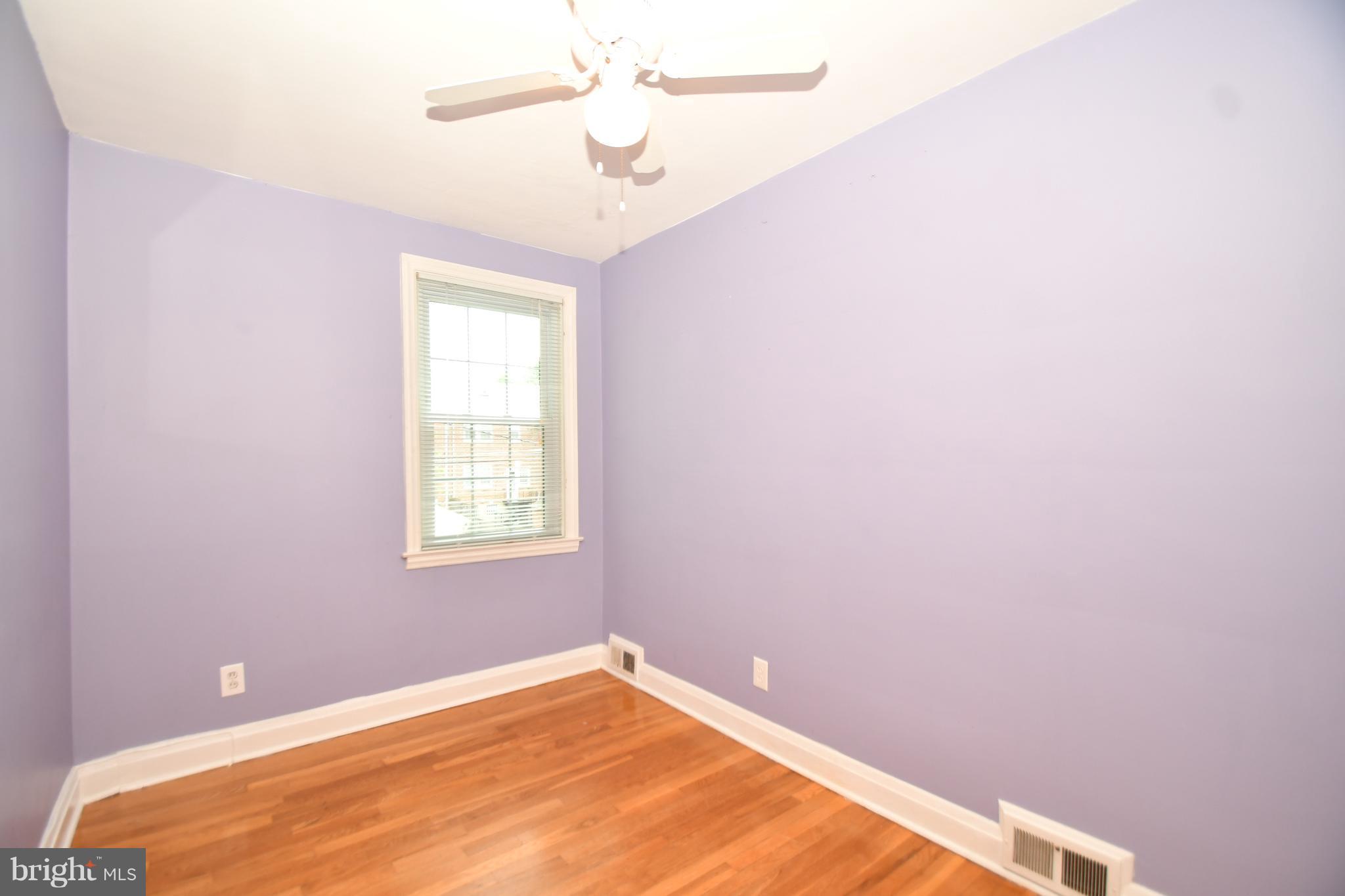 117 Murdock Road Baltimore, MD 21212 - Photo 15 of 24 3rd Bedroom