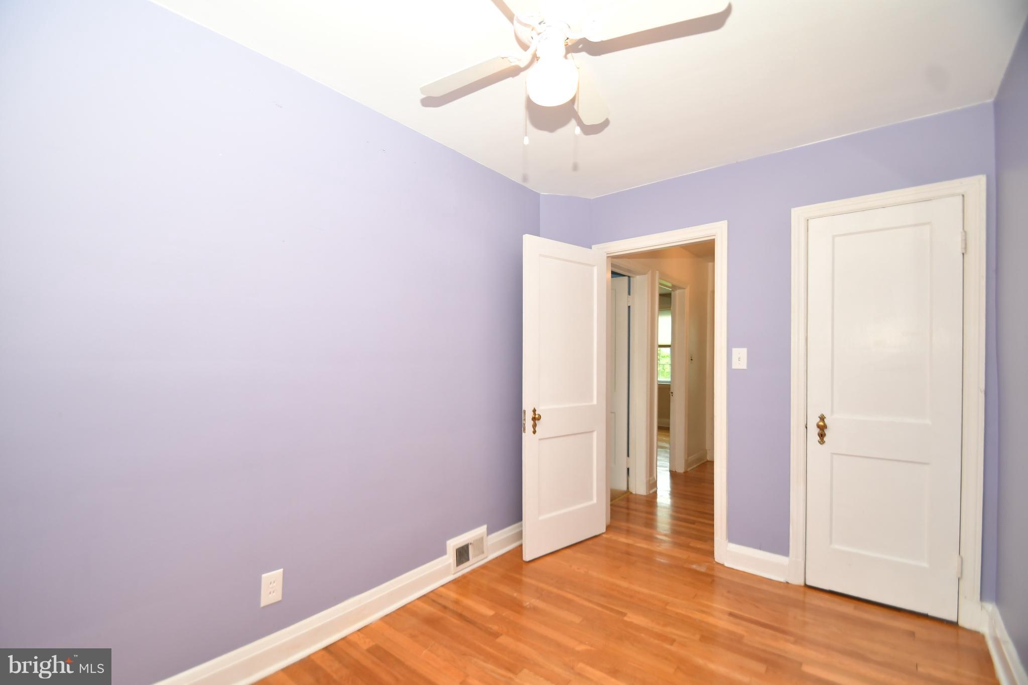 117 Murdock Road Baltimore, MD 21212 - Photo 16 of 24 3rd Bedroom