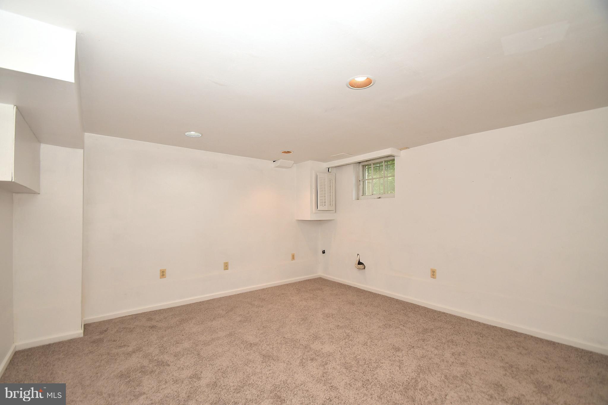 117 Murdock Road Baltimore, MD 21212 - Photo 19 of 24 Finished Basement