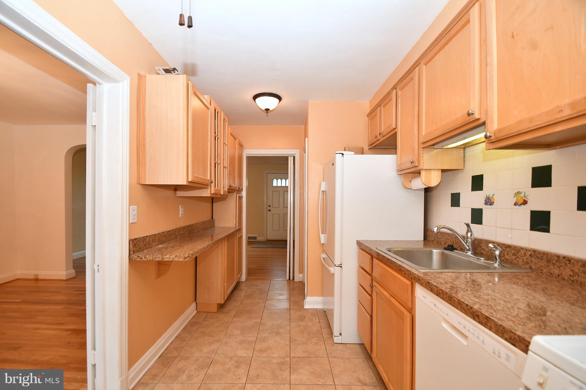 117 Murdock Road Baltimore, MD 21212 - Photo 10 of 24 Kitchen