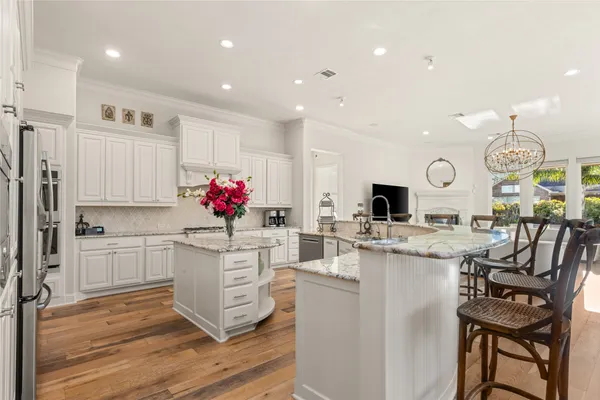 $729,000 | 13702 Banks View Court, Houston, TX 77059