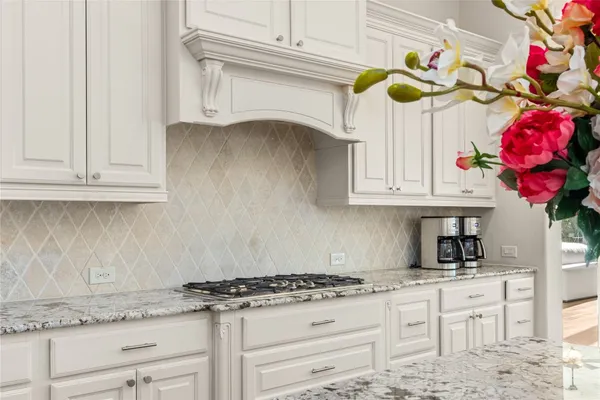 $729,000 | 13702 Banks View Court, Houston, TX 77059