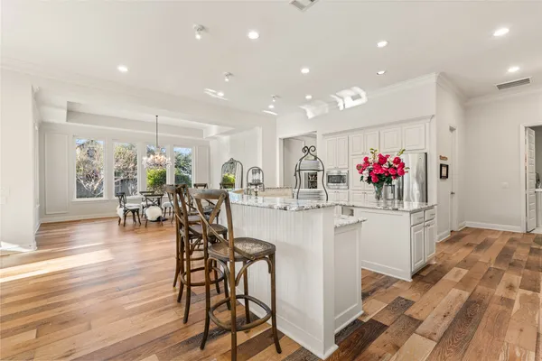 $729,000 | 13702 Banks View Court, Houston, TX 77059