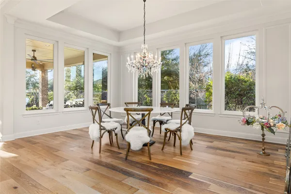 $729,000 | 13702 Banks View Court, Houston, TX 77059