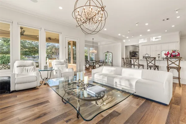 $729,000 | 13702 Banks View Court, Houston, TX 77059