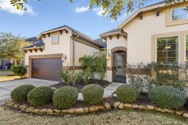 $729,000 | 13702 Banks View Court, Houston, TX 77059