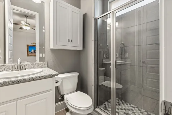$729,000 | 13702 Banks View Court, Houston, TX 77059