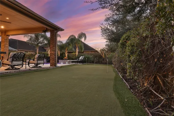 $729,000 | 13702 Banks View Court, Houston, TX 77059