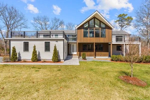 $2,215,000 | 46 Greensward Circle, Mashpee, MA 02649