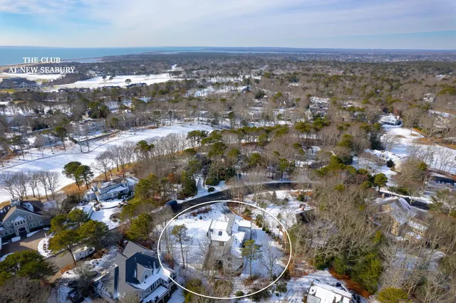 $2,215,000 | 46 Greensward Circle, Mashpee, MA 02649