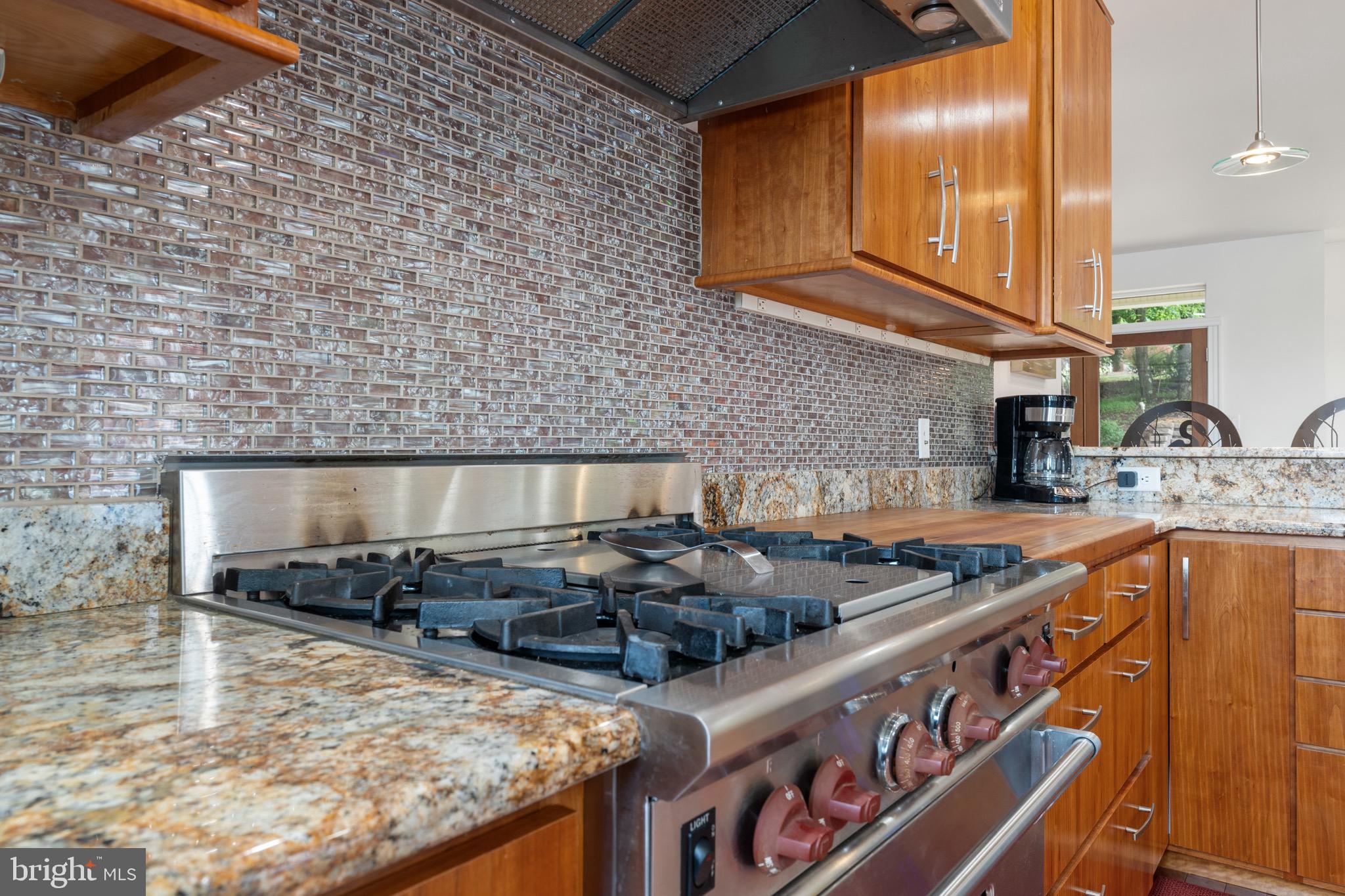 174 Virginia Key Trail Union Hall, VA 24176 - Photo 21 of 85 a kitchen with stainless steel appliances granite countertop a sink stove and cabinets