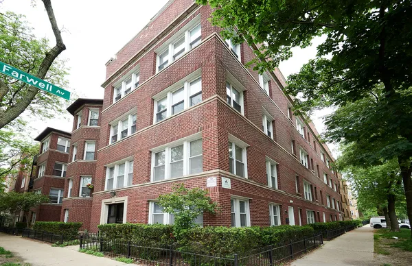 $2,650 | 1609 West Farwell Avenue, Unit 3, Chicago, IL 60626
