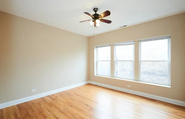 $2,650 | 1609 West Farwell Avenue, Unit 3, Chicago, IL 60626