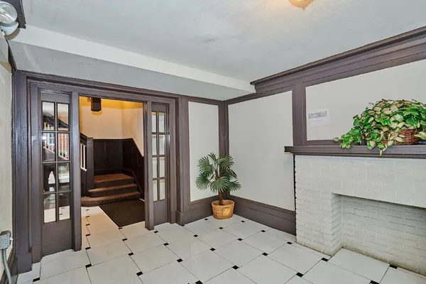$2,650 | 1609 West Farwell Avenue, Unit 3, Chicago, IL 60626