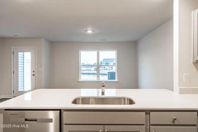 $2,000 | 219 Maddox Drive, Aberdeen, NC 28315