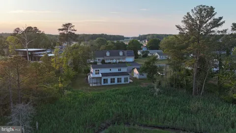 $699,900 | 34742 Frontier Road, Lewes, DE 19958