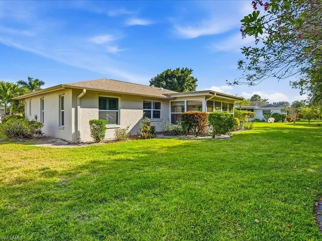 $479,000 | 4412 Beechwood Lake Drive, Naples, FL 34112