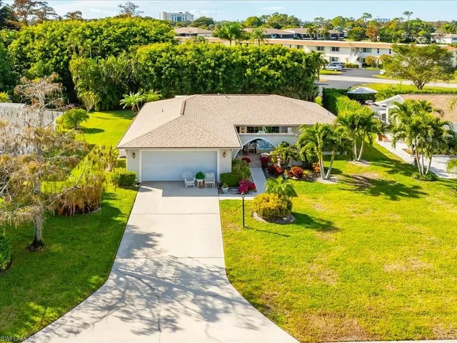 $479,000 | 4412 Beechwood Lake Drive, Naples, FL 34112