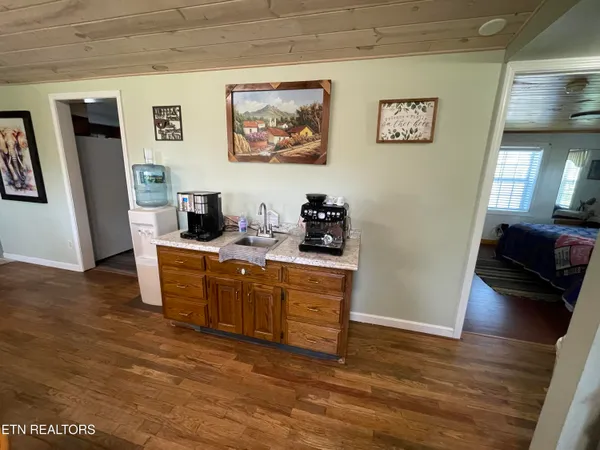 $795,000 | 1951 Hall Road, Clarkrange, TN 38553