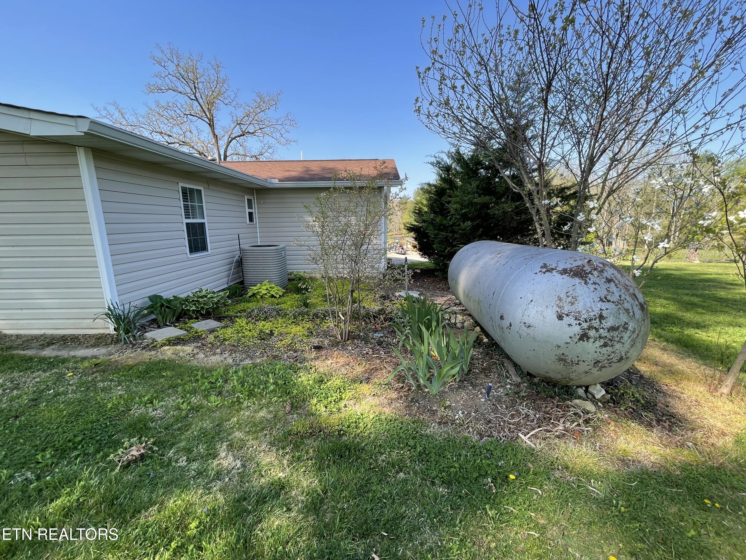 1951 Hall Road Clarkrange, TN 38553 - Photo 9 of 46 IMG_9468