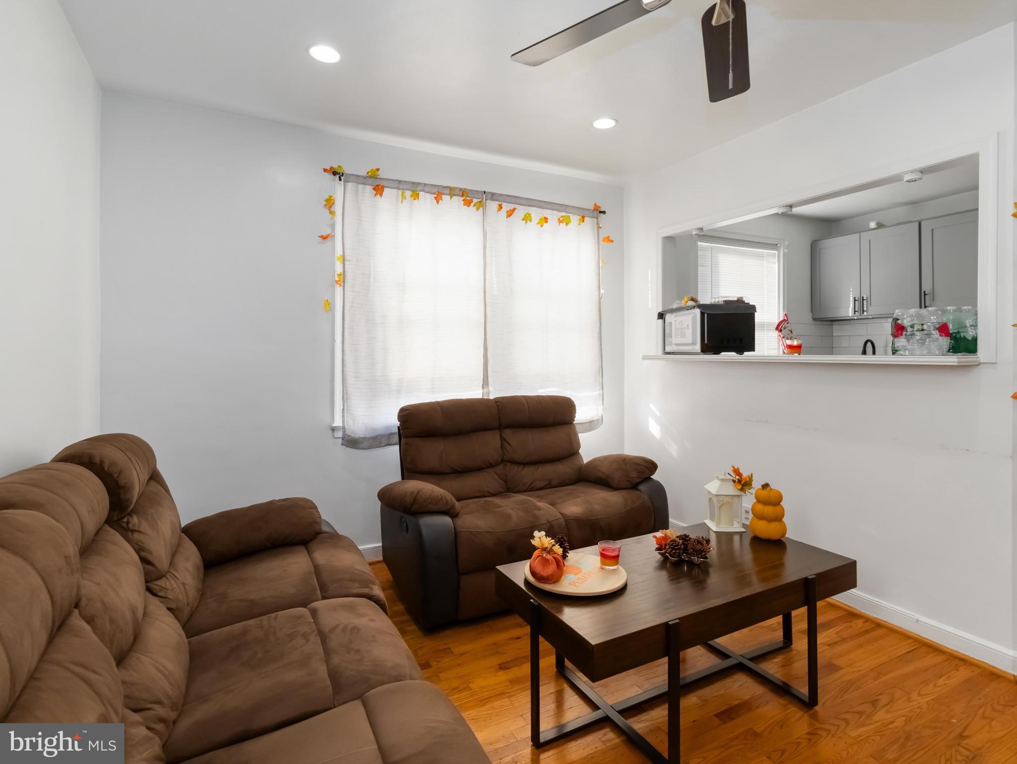 1600 Roumfort Road Philadelphia, PA 19150 - Photo 13 of 29 2nd floor living area