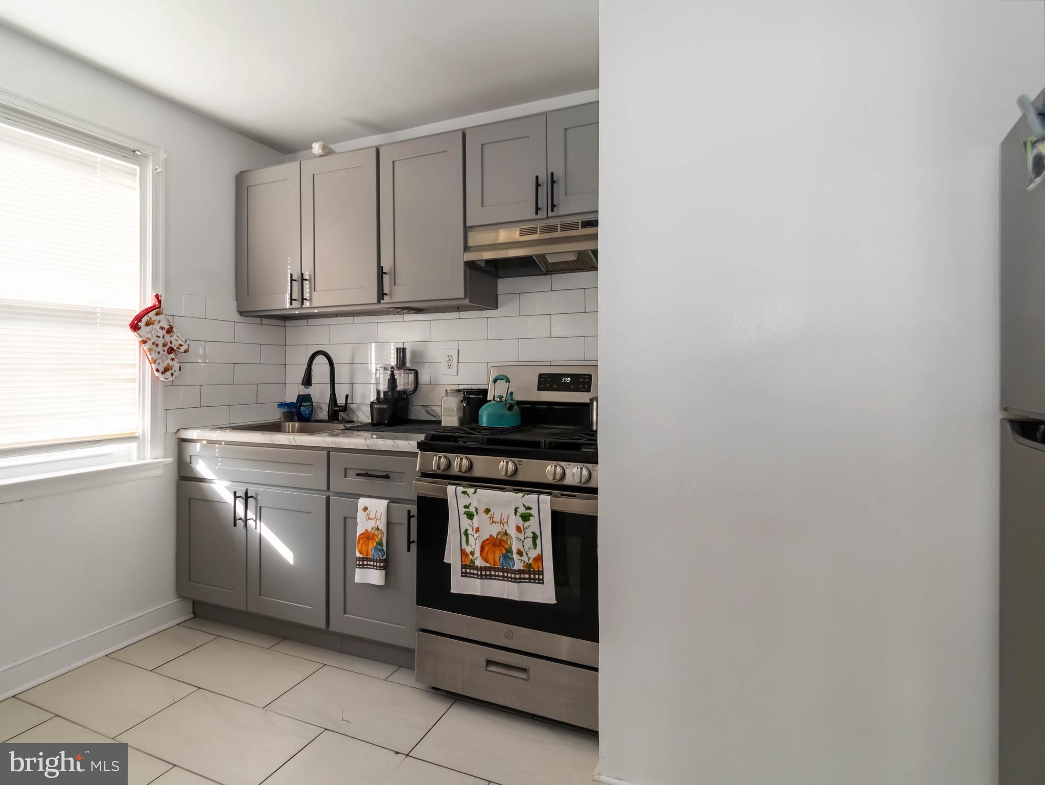 1600 Roumfort Road Philadelphia, PA 19150 - Photo 16 of 29 2nd floor kitchen
