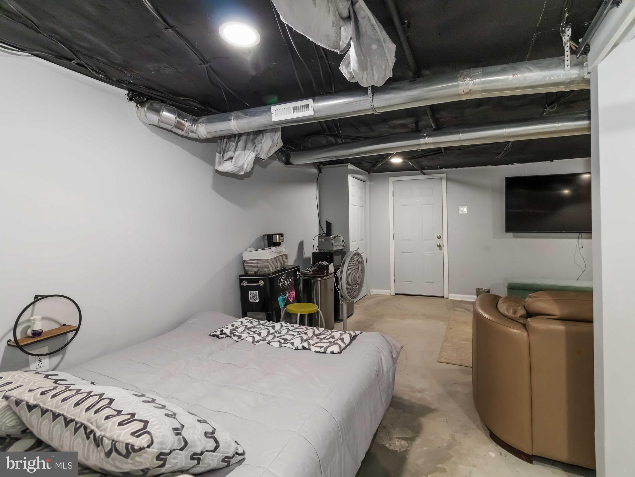 1600 Roumfort Road Philadelphia, PA 19150 - Photo 26 of 29 lower level sleeping area