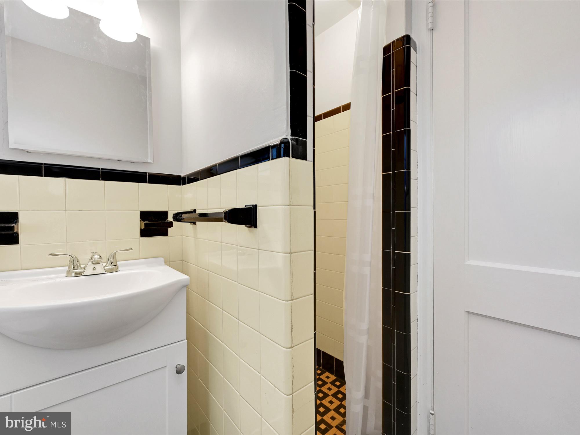 300 Beverly Road Camp Hill, PA 17011 - Photo 16 of 28