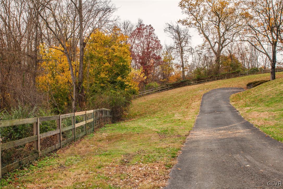 891 Spring Hill Road Riegelsville, PA 18077 - Photo 8 of 30