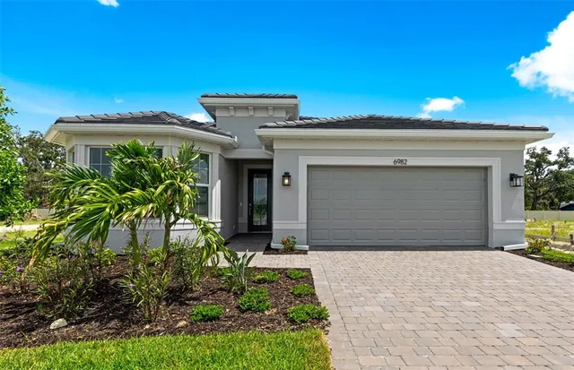 $526,000 | 6953 Honeybell Drive, Nokomis, FL 34275