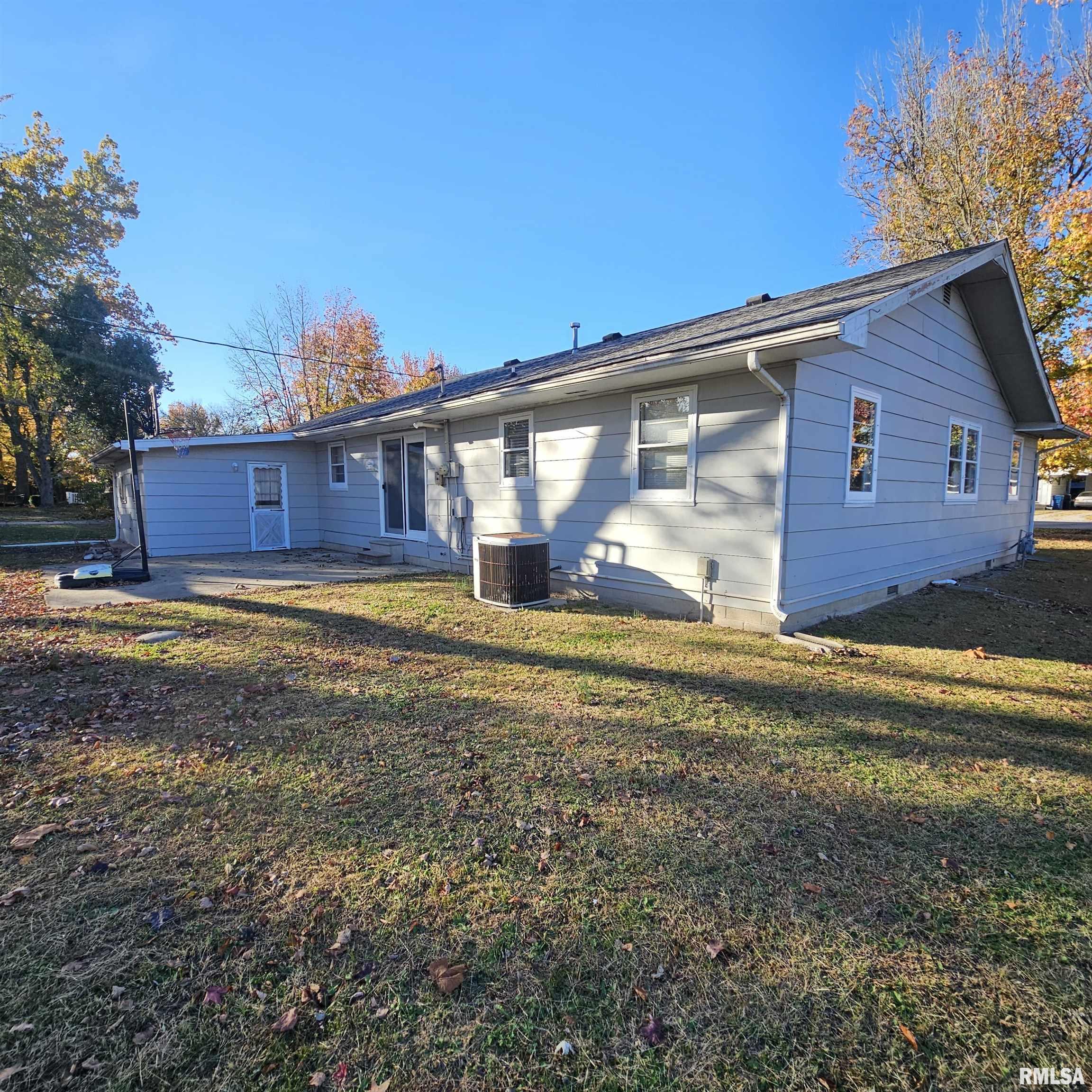 1505 Triangle Street Mount Vernon, IL 62864 - Photo 9 of 17 Gallery Image 9