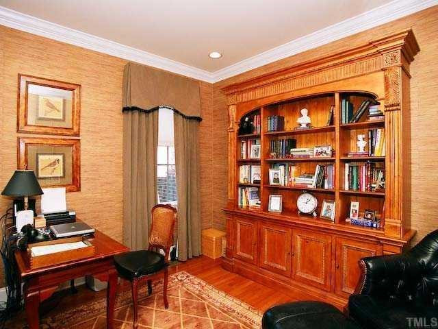This seperate room could be a kids play room, office or anything you could imagine it to be. It too has pocket doors to close off from the living area. Studio/Study/Office