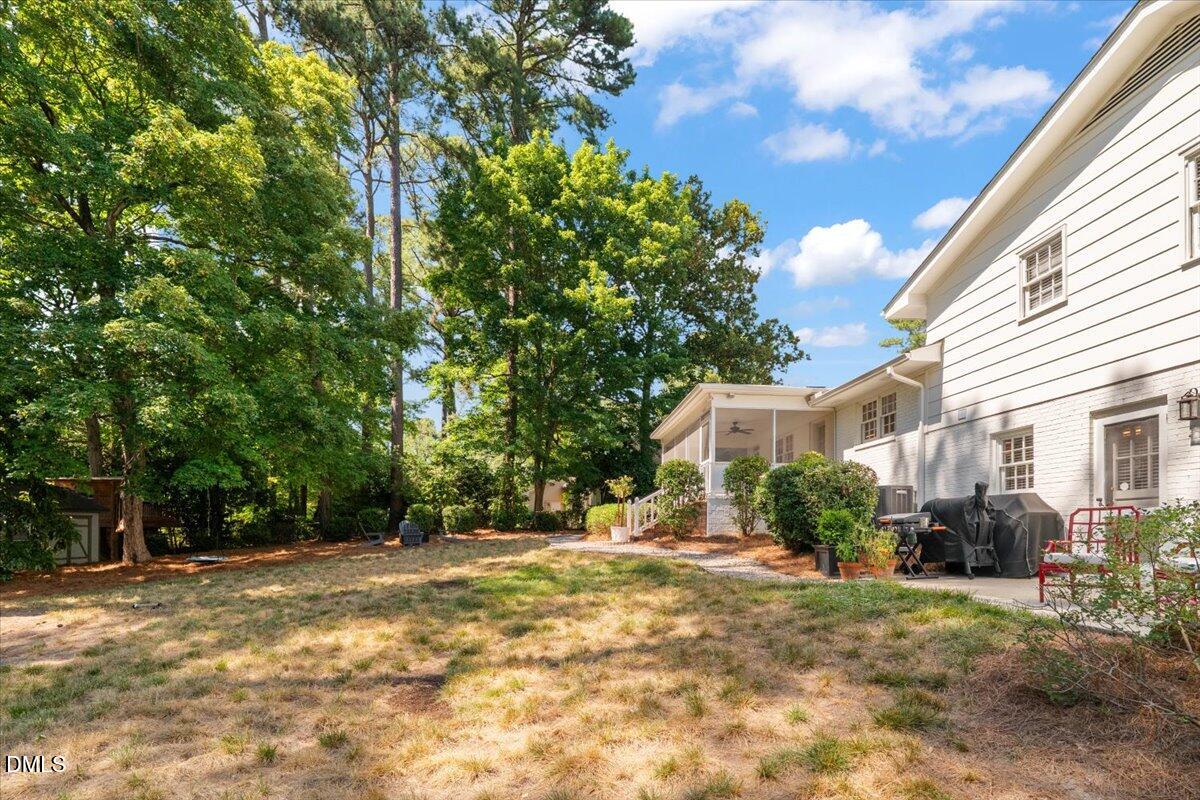 4711 Pamlico Drive Raleigh, NC 27609 - Photo 36 of 47