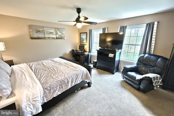 $429,900 | 710 Apple Tree Lane, Mount Wolf, PA 17347