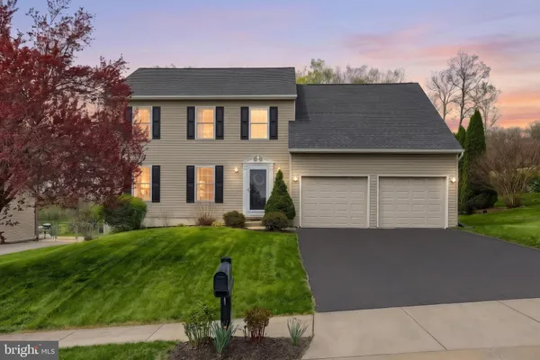 $429,900 | 710 Apple Tree Lane, Mount Wolf, PA 17347