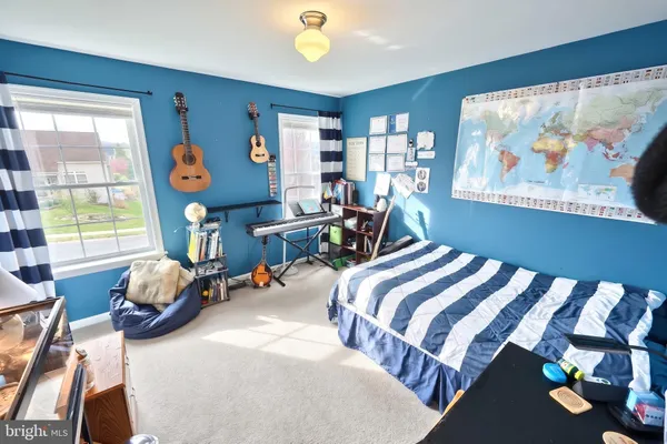 $429,900 | 710 Apple Tree Lane, Mount Wolf, PA 17347