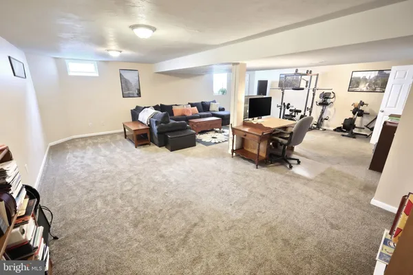 $429,900 | 710 Apple Tree Lane, Mount Wolf, PA 17347