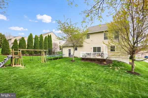 $429,900 | 710 Apple Tree Lane, Mount Wolf, PA 17347