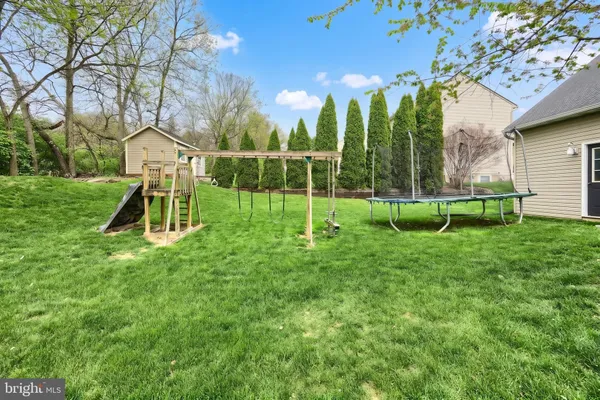 $429,900 | 710 Apple Tree Lane, Mount Wolf, PA 17347