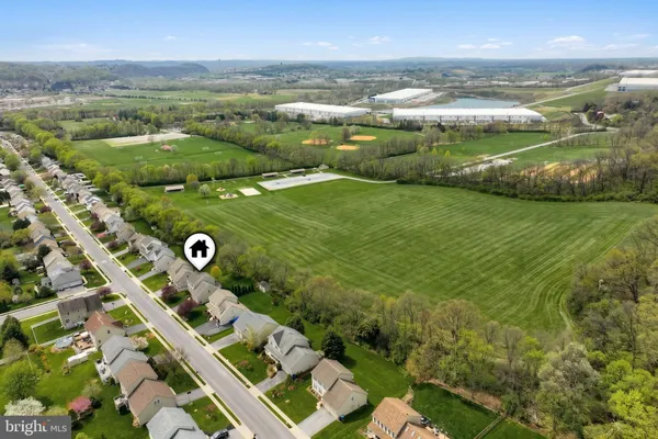 $429,900 | 710 Apple Tree Lane, Mount Wolf, PA 17347