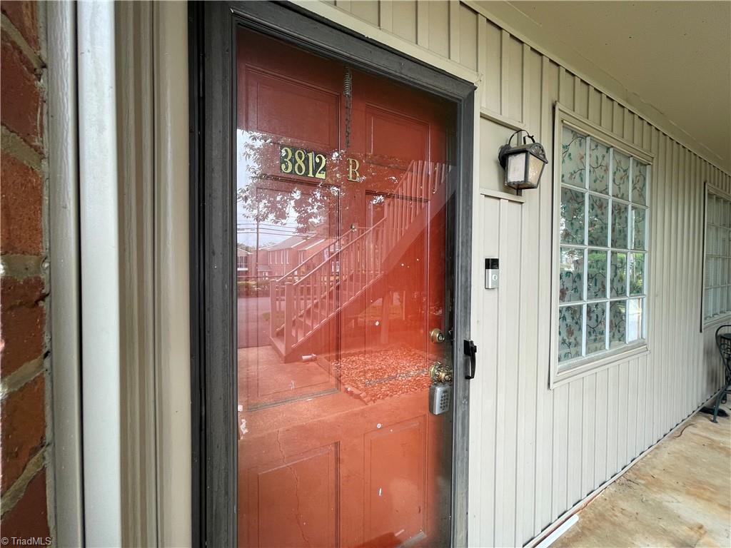 3812 Country Club Road, Unit B Winston-Salem, NC 27104 - Photo 3 of 24
