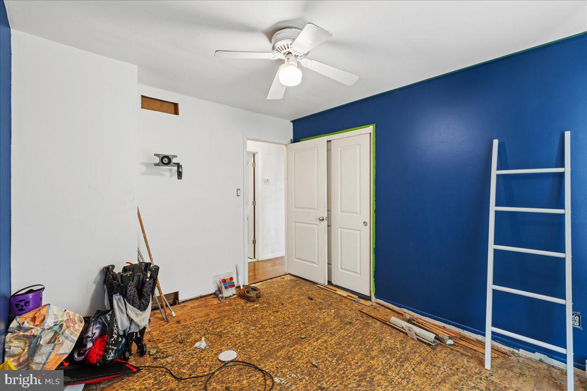 121 Catherine Avenue Buena, NJ 08310 - Photo 18 of 34 a view of a room with gym equipment