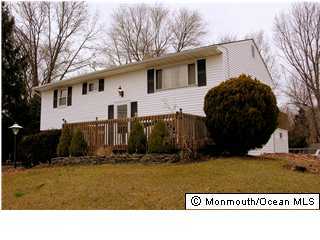 170 Newbury Road Howell, NJ 07731 - Photo 1 of 3 Primary Photo