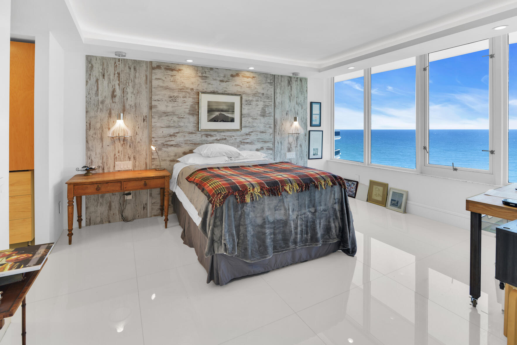 700 South Ocean Boulevard, Unit 1105 Boca Raton, FL 33432 - Photo 16 of 49 Bedroom