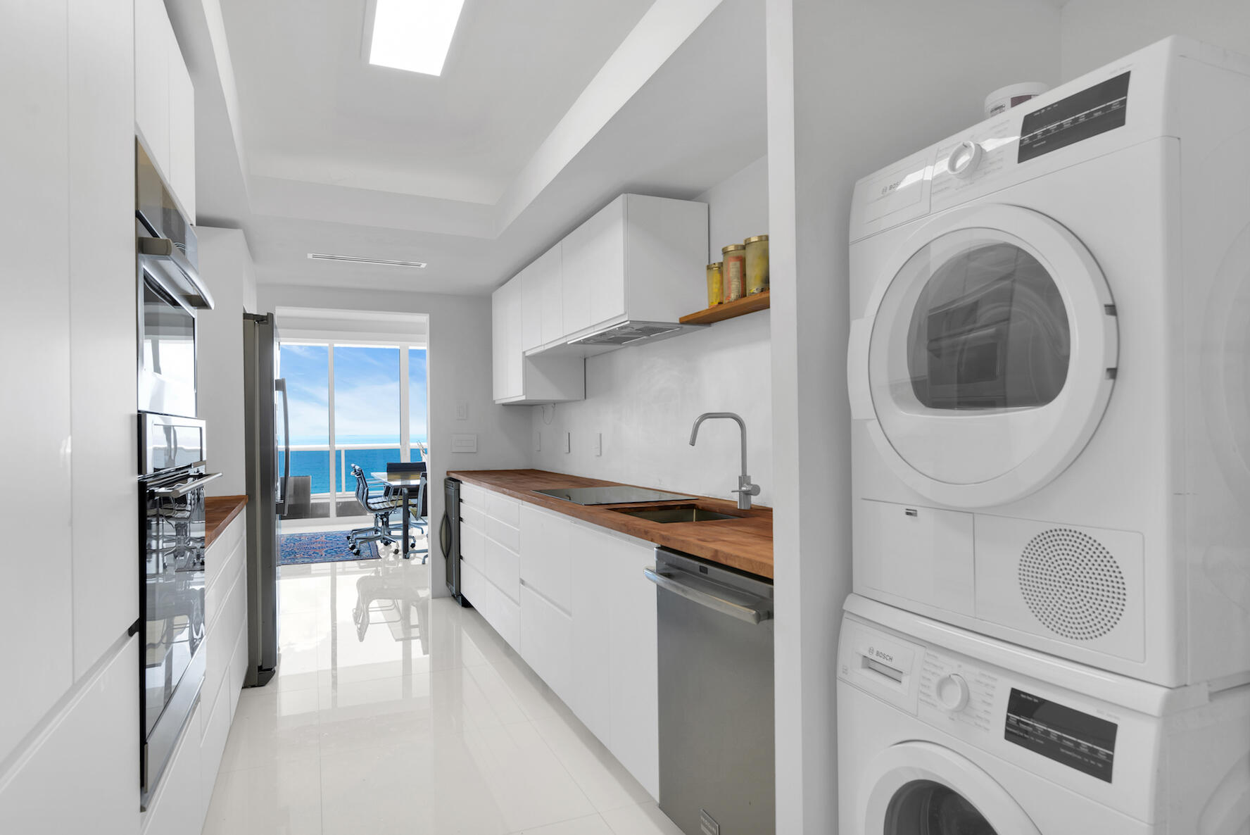 700 South Ocean Boulevard, Unit 1105 Boca Raton, FL 33432 - Photo 22 of 49 Kitchen