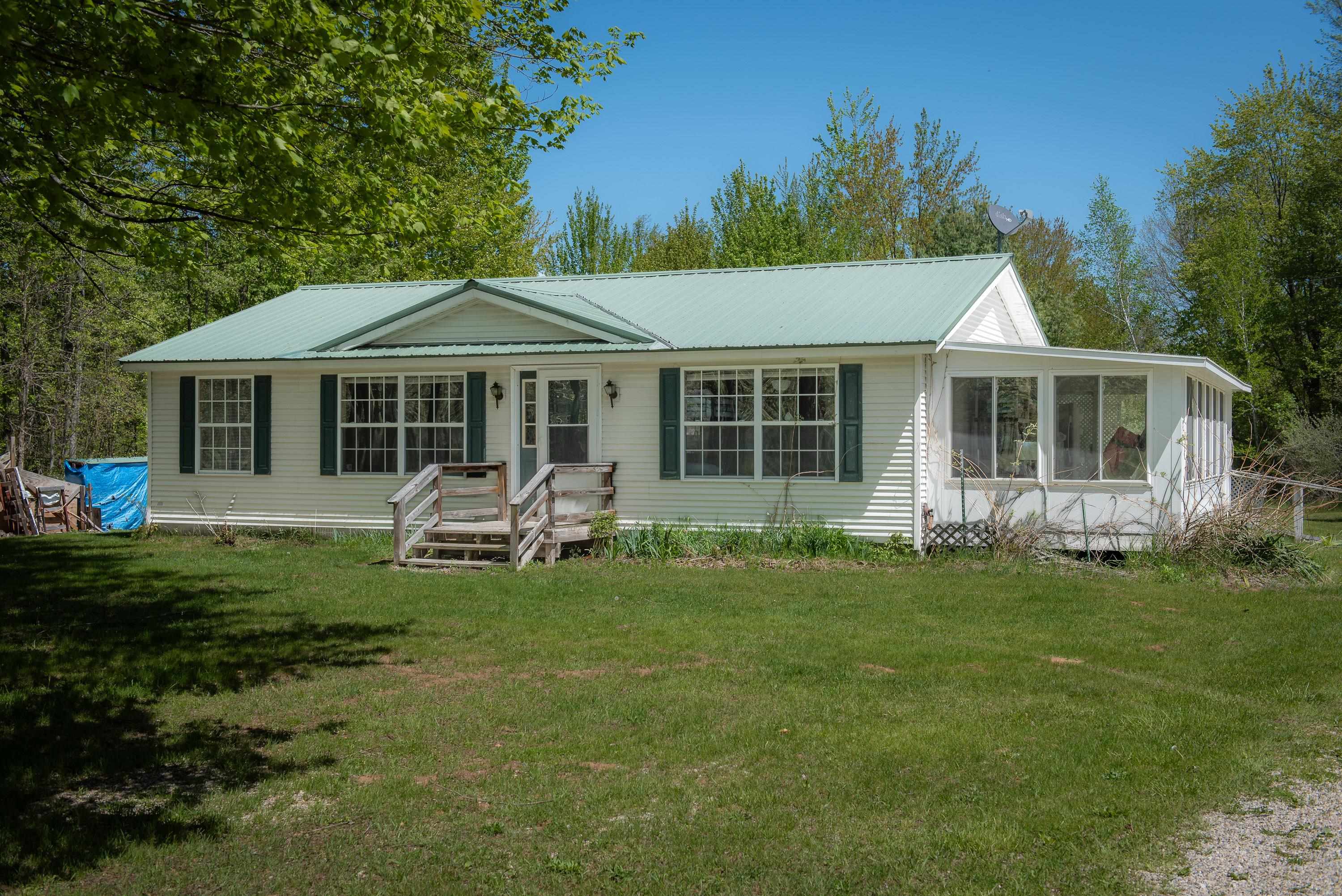 2250 North Coleman Road Coleman, MI 48618 - Photo 15 of 66