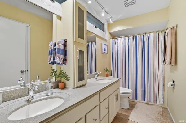 $159,990 | 5030 Stellhorn Road, Fort Wayne, IN 46815